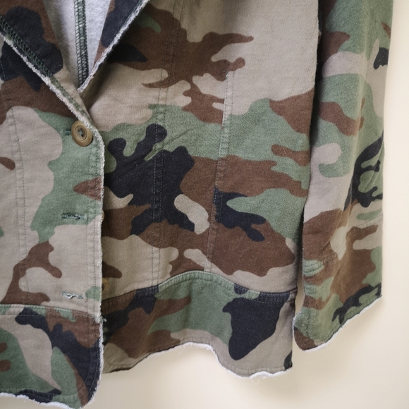 Camouflage Blazer - Picture 3 of 5